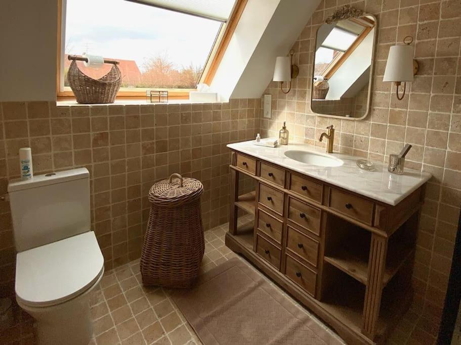 Le Pigeonnier / Gite De Charme 1 A 4 Pers 80 M² Cambrai Eksteriør billede