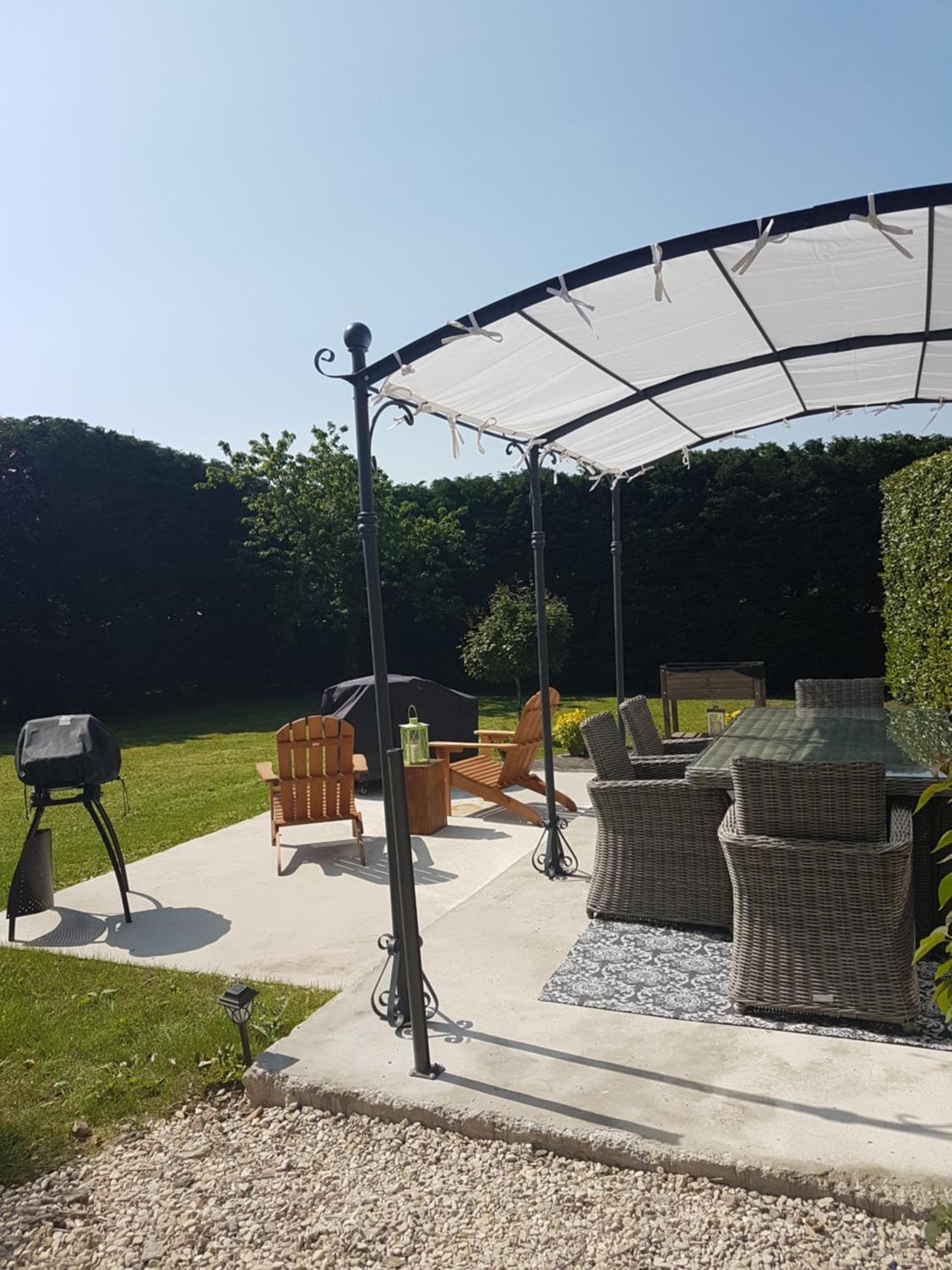 Le Pigeonnier / Gite De Charme 1 A 4 Pers 80 M² Cambrai Eksteriør billede